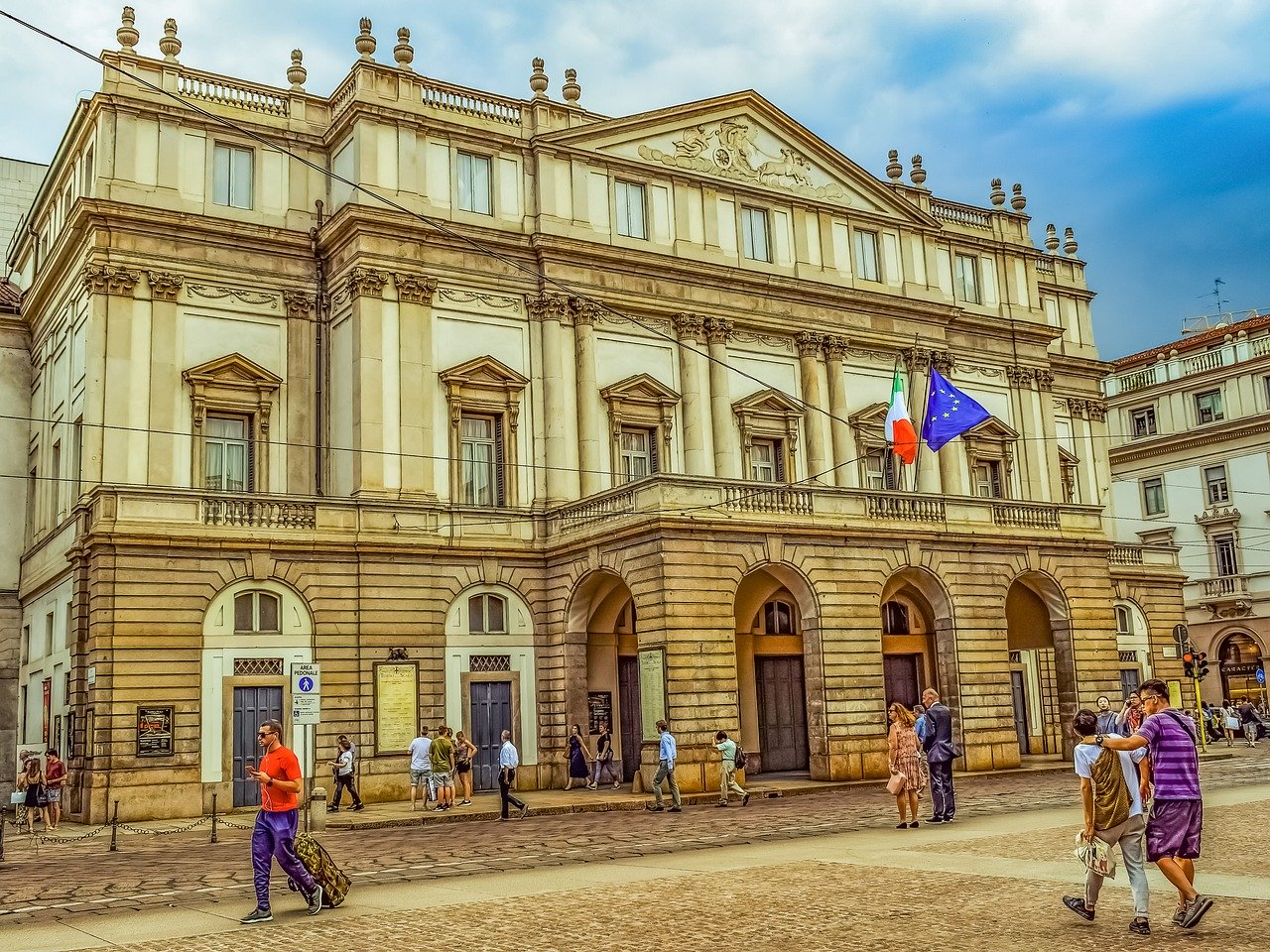 teatro-alla-scala-3620153_1280